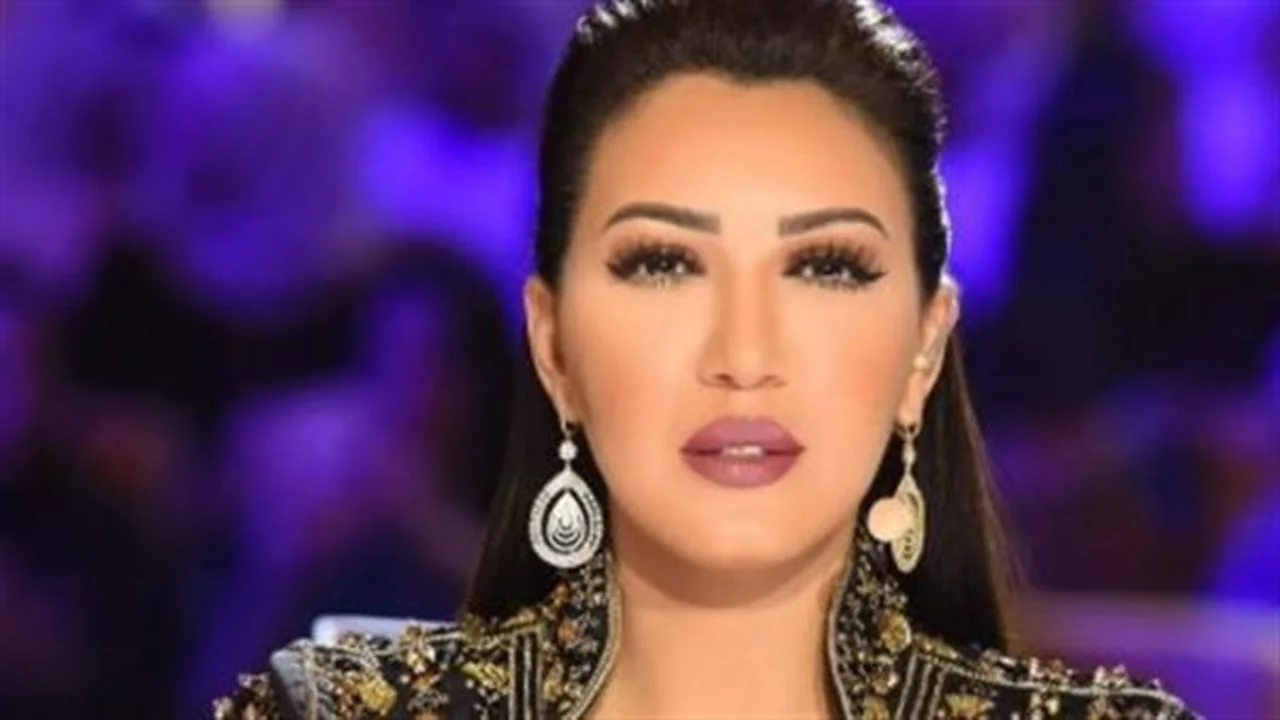 عودة قوية.. أسماء لمنور تطلق ألبومها الجديد لاقتحام المشهد الموسيقي المصري